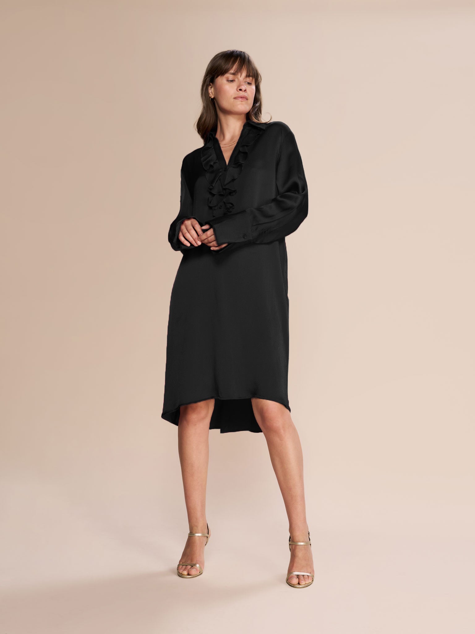 Modelshot / Black / Detail